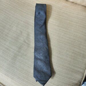 Black & Gray/Silver tie